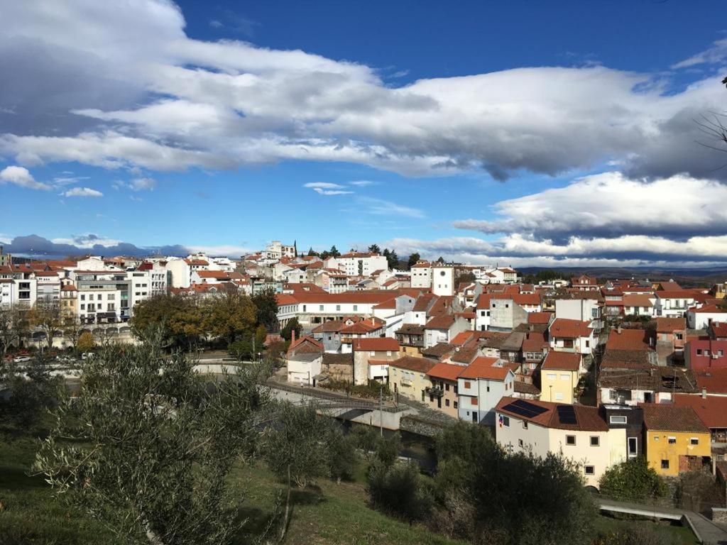 King Garfield House - Espaco De Charme Em Bragança Dış mekan fotoğraf